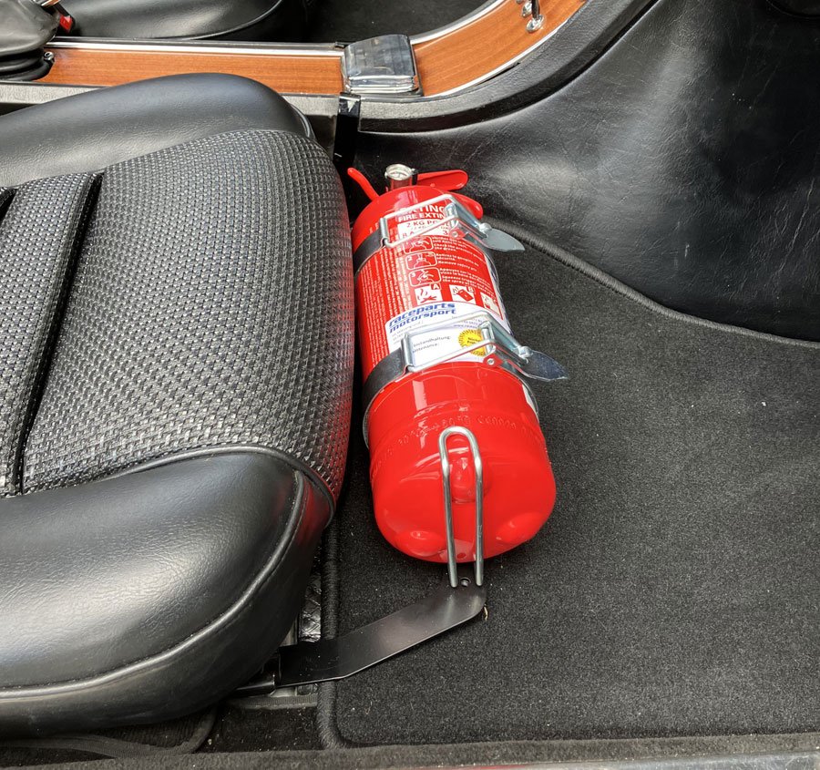 1750 GT Veloce fire extinguisher mount