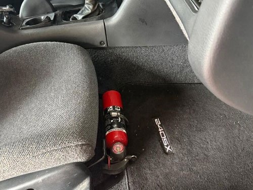 nissan-s13-fire-extinuisher-bracket-review-02